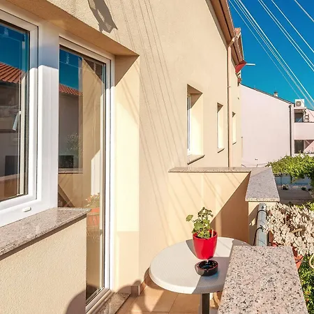 Enjoy In At Peaceful 2br Zadar